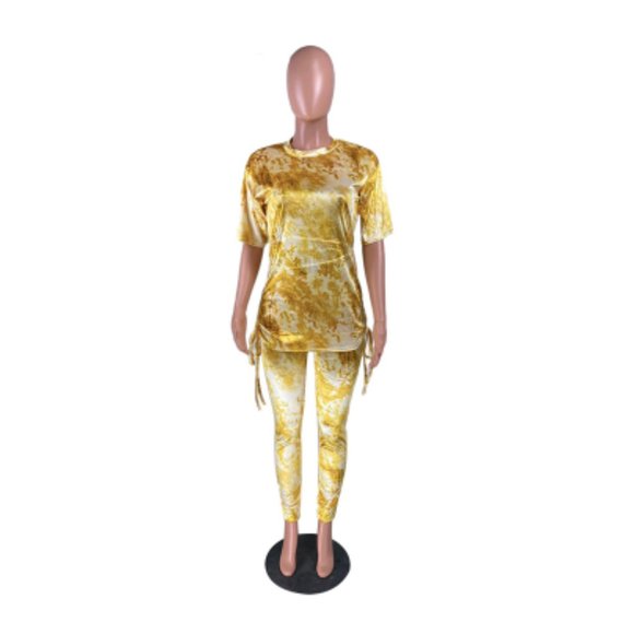 Yellow Velvet Casual Lounge Set 💛 - Picture 3 of 5